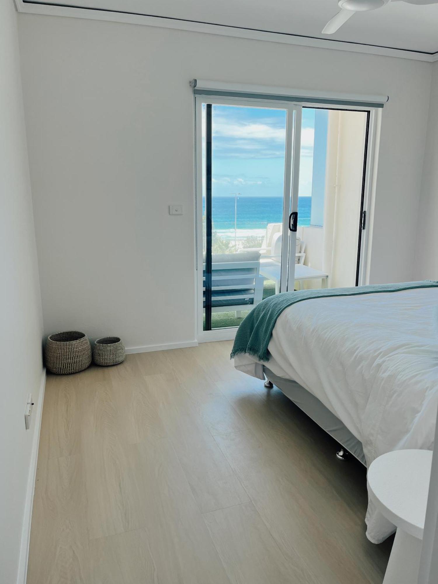 Bondi Beach Waves 2 Beachfront Apartment Sidney Dış mekan fotoğraf